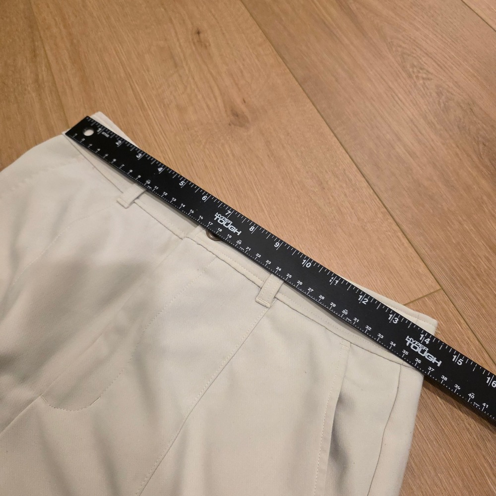 GU Women Wide Leg Cargo Pants Beige Off White High Waist Size L Japanese Style - Picture 3 of 8